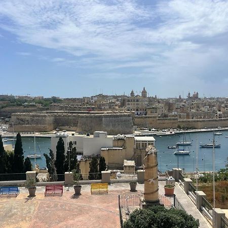 Harbour View Apt With Terrace Kalkara Esterno foto