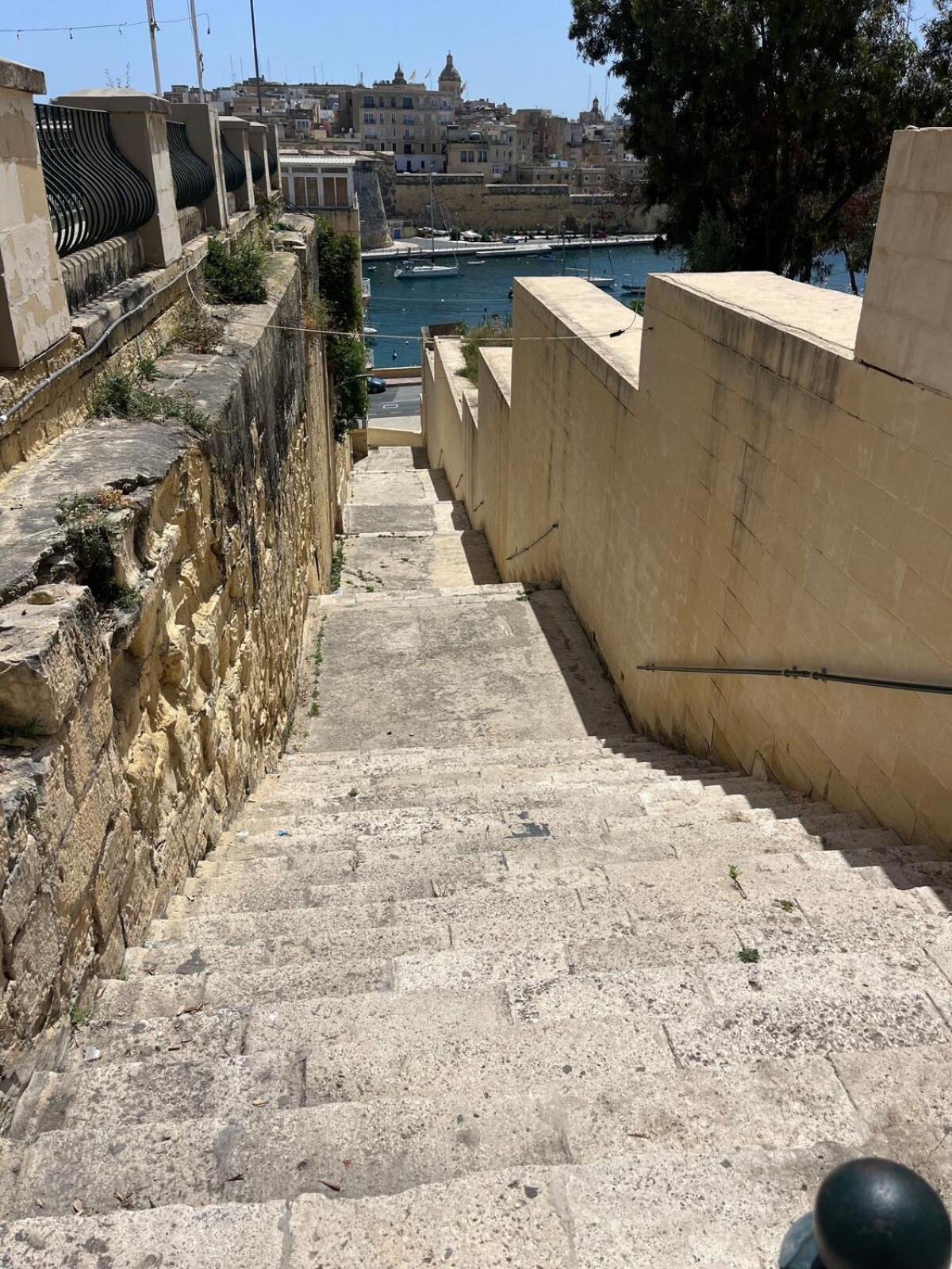 Harbour View Apt With Terrace Kalkara Esterno foto